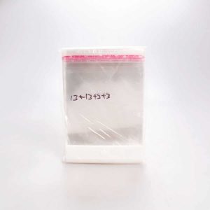 Bolsa de Celofán 13x13+3+3 Cm Adhesiva 100 Pz