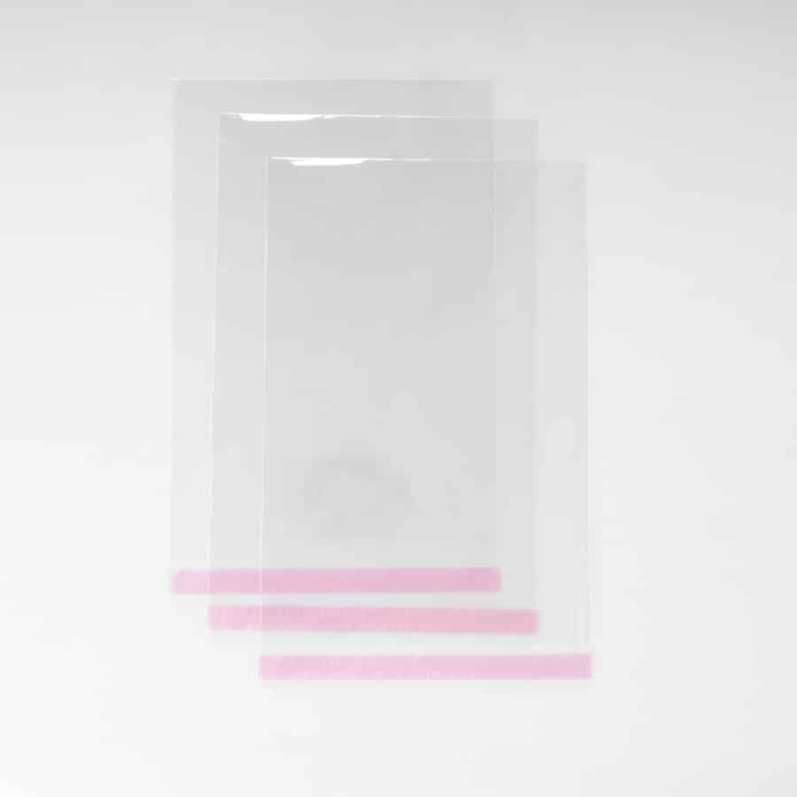 Bolsa de Celofán 22x30+3 Cm Adhesiva 100 Pz